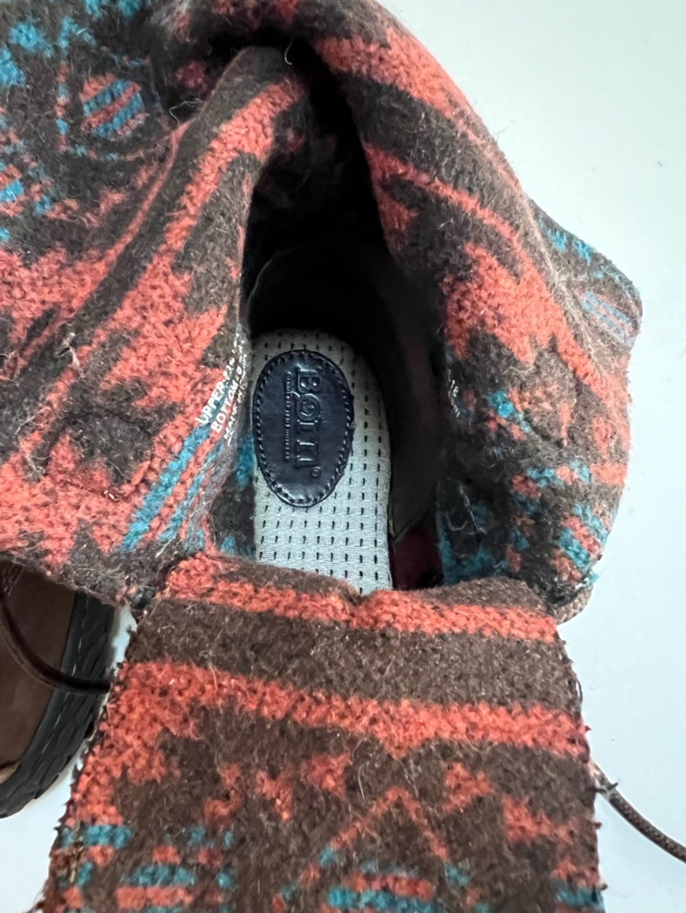 Born Winter Boots - Picture 14 of 16